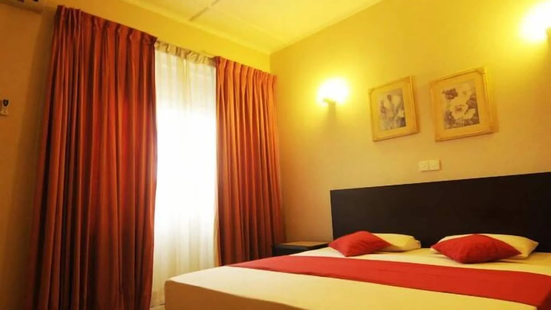 Shalimar Hotel Colombo 2*,