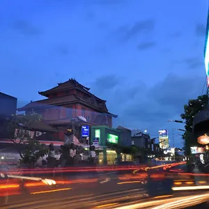 https://bemo-corner-guest-house.hotelsseminyak.net