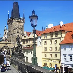 https://rezidence-lundborg-hotel.praguehotelsweb.com